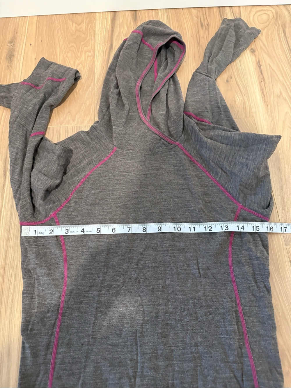 Smartwool Midweight 250 Hooded Top Womens Small Merino Wool Outdoor Hiking - Picture 9 of 9